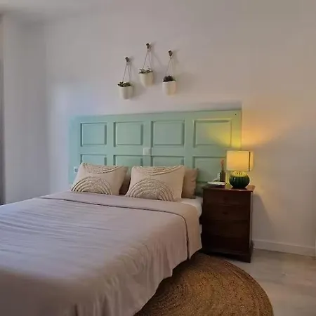 Beach Apartment Costa Brava לינה וארוחת בוקר